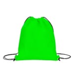 Brinde Mochila Saco em TNT